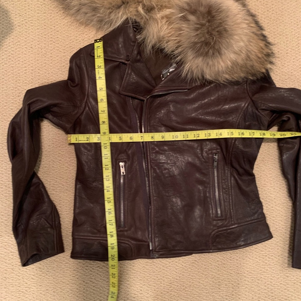 Jacket, leather, NWT, leather moto jacket. Removable fur collar - Picture 12 of 15